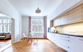 City Center Apartment